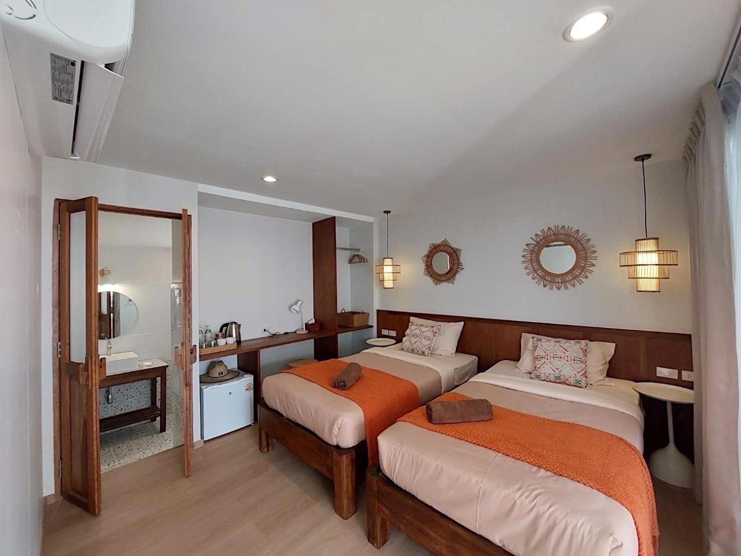 Sea Escapes Resort Thongsala Exterior photo