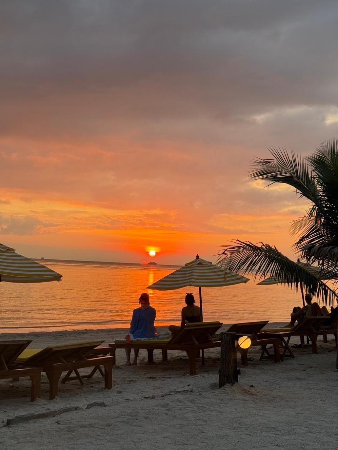 Sea Escapes Resort Thongsala Exterior photo