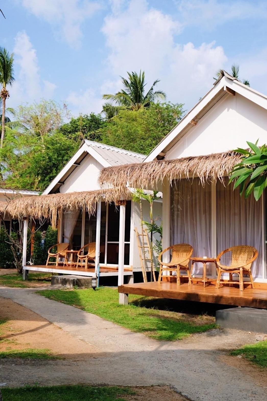 Sea Escapes Resort Thongsala Exterior photo